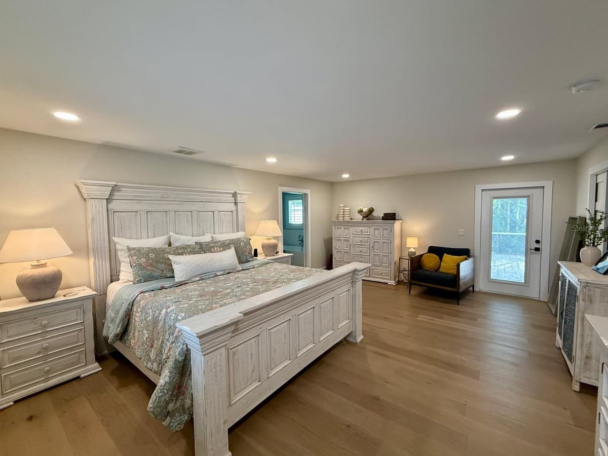 1833 PANDORA DRIVE — photo 12 of 38