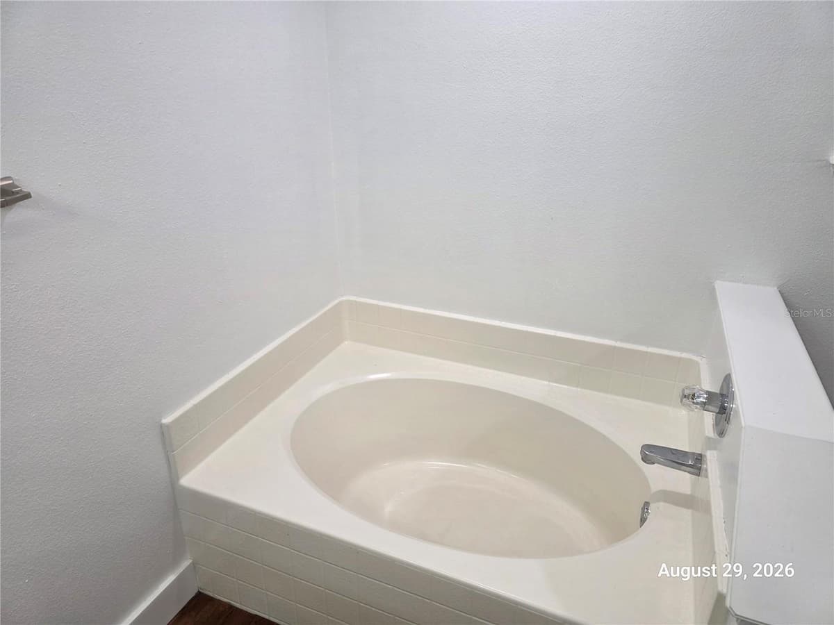 834 AMIDON STREET — photo 22 of 41