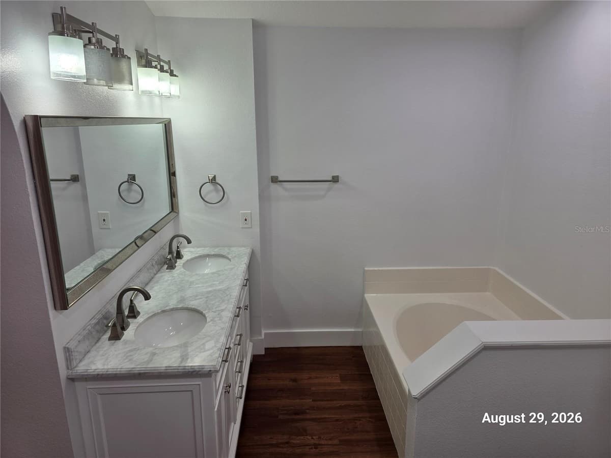 834 AMIDON STREET — photo 21 of 41