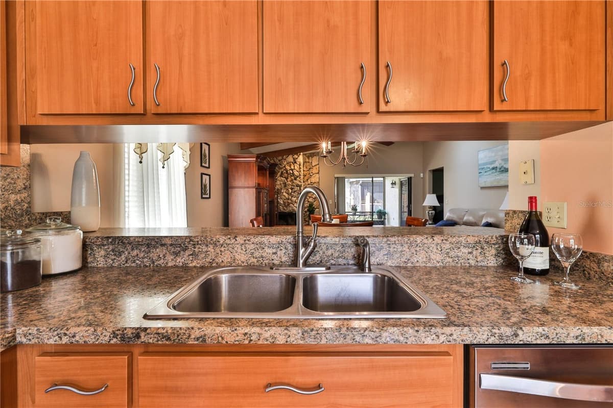 1455 KING COURT — photo 9 of 17