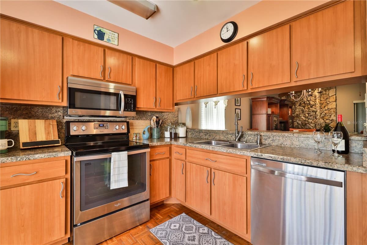 1455 KING COURT — photo 6 of 17