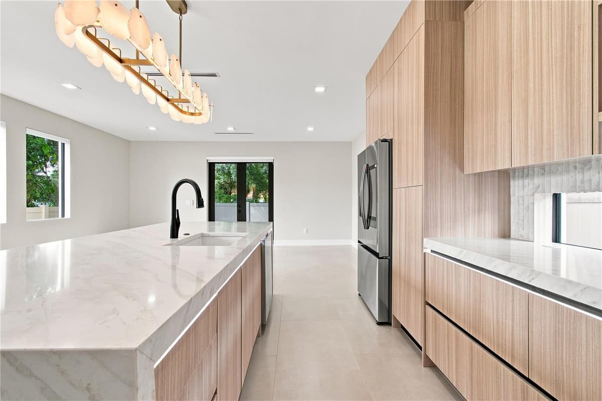 3429 PALMETTO STREET — photo 10 of 75