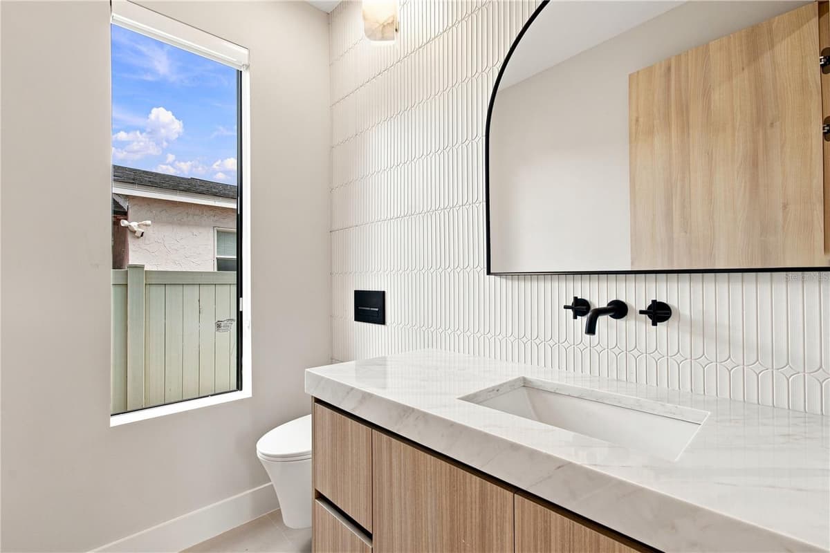 3429 PALMETTO STREET — photo 13 of 75