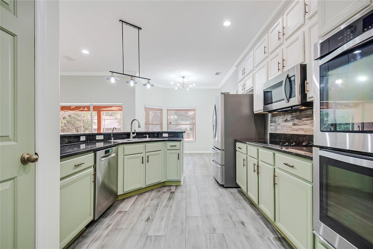 3162 HARVEST LANE — photo 15 of 45