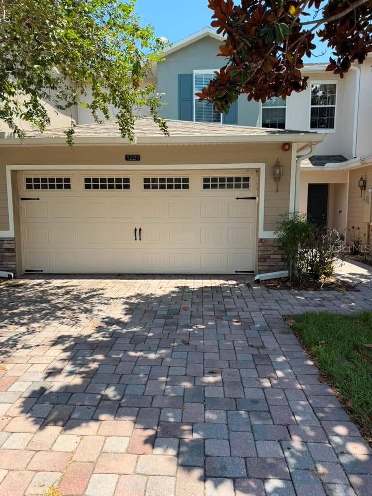 1221 PRIORY CIRCLE — photo 41 of 42