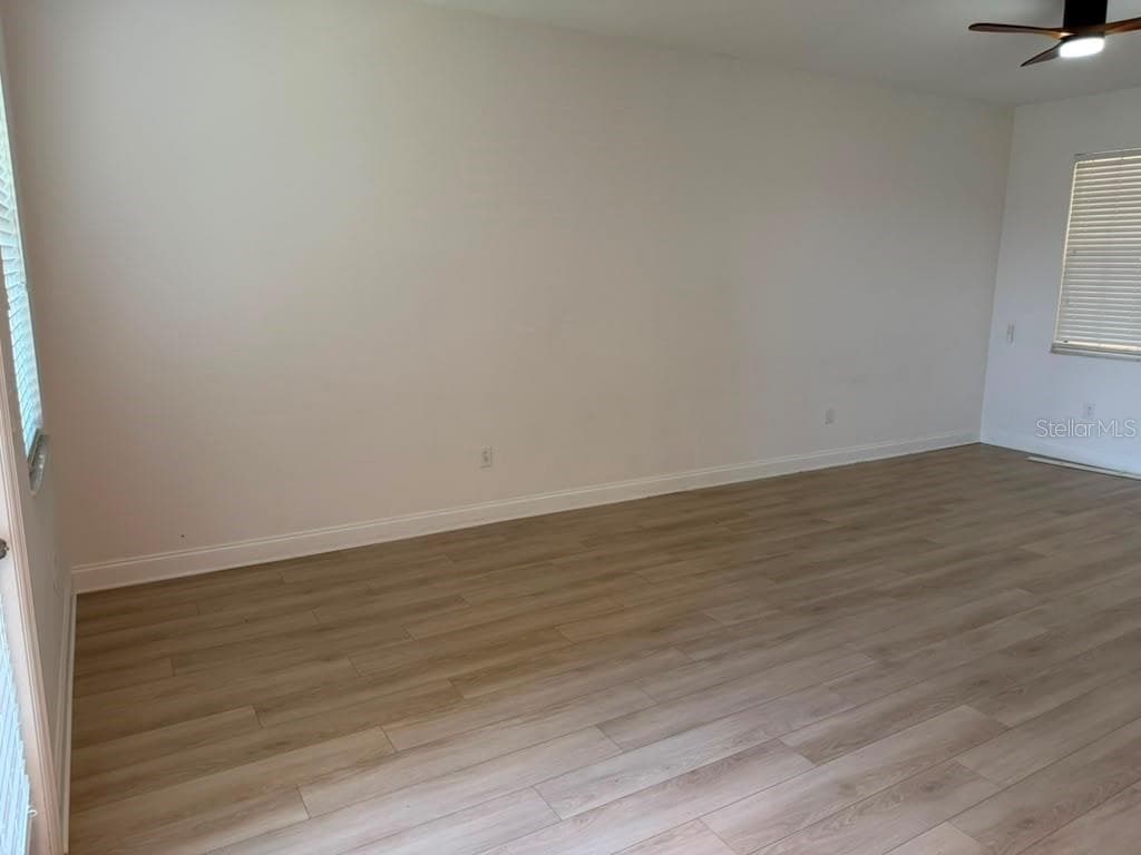 1221 PRIORY CIRCLE — photo 21 of 42