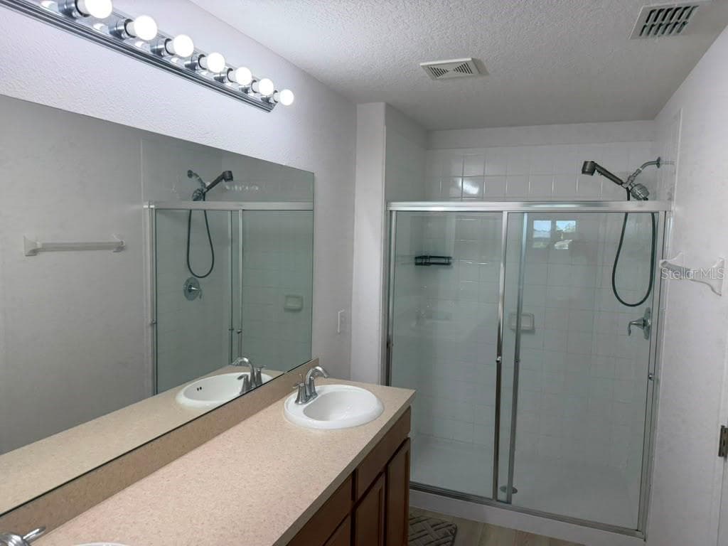 1221 PRIORY CIRCLE — photo 34 of 42