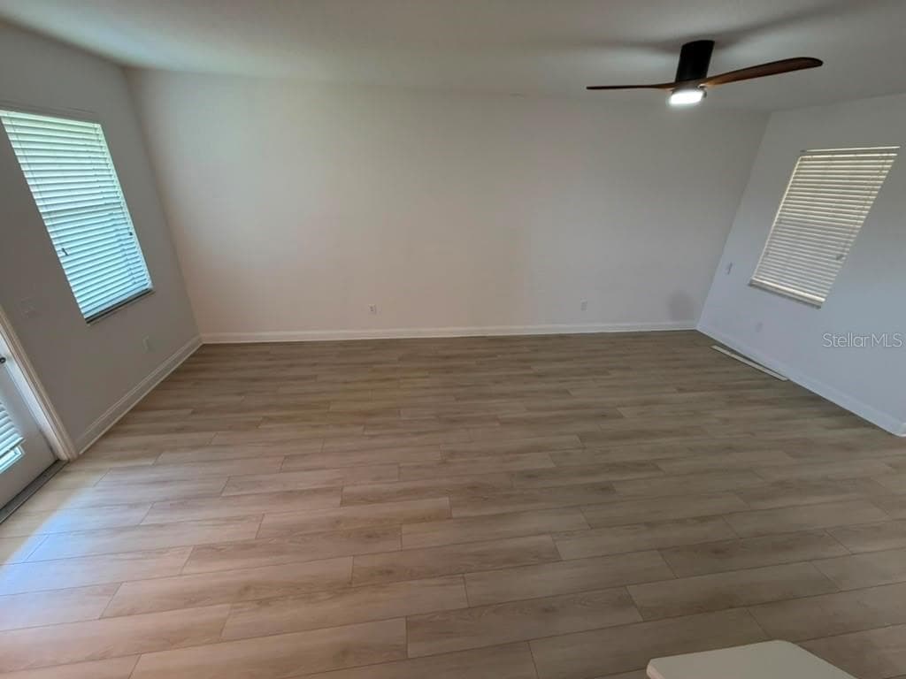 1221 PRIORY CIRCLE — photo 22 of 42