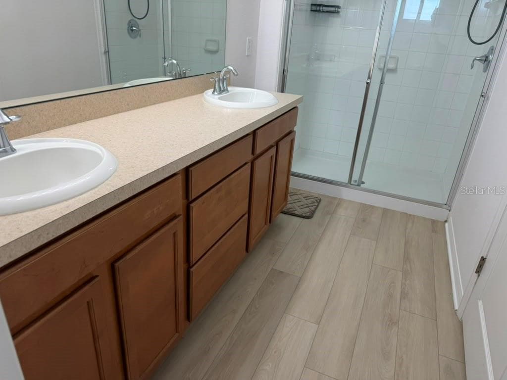 1221 PRIORY CIRCLE — photo 32 of 42