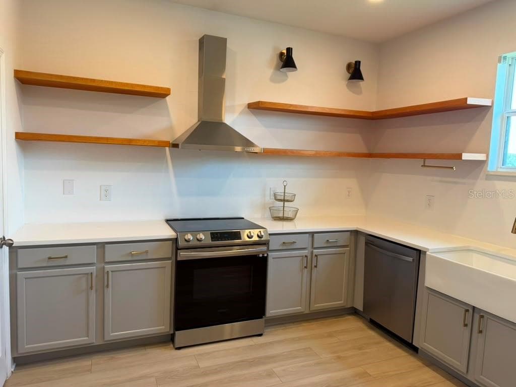 1221 PRIORY CIRCLE — photo 3 of 42