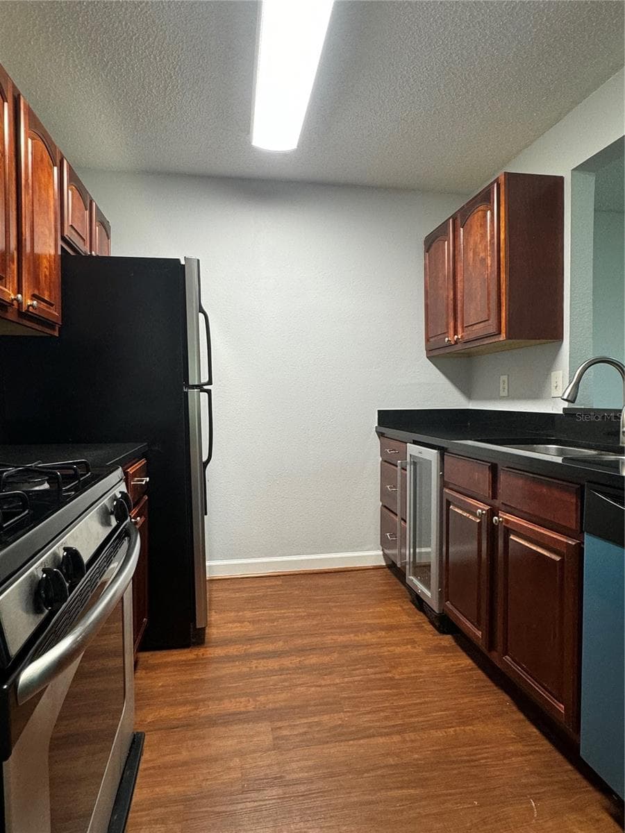 2053 DIXIE BELLE DRIVE — photo 14 of 26
