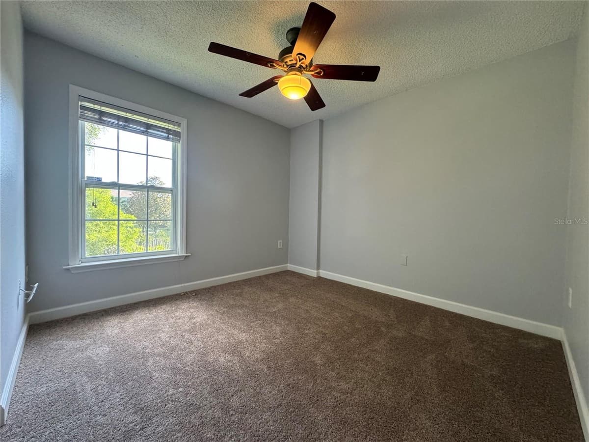 2053 DIXIE BELLE DRIVE — photo 15 of 26