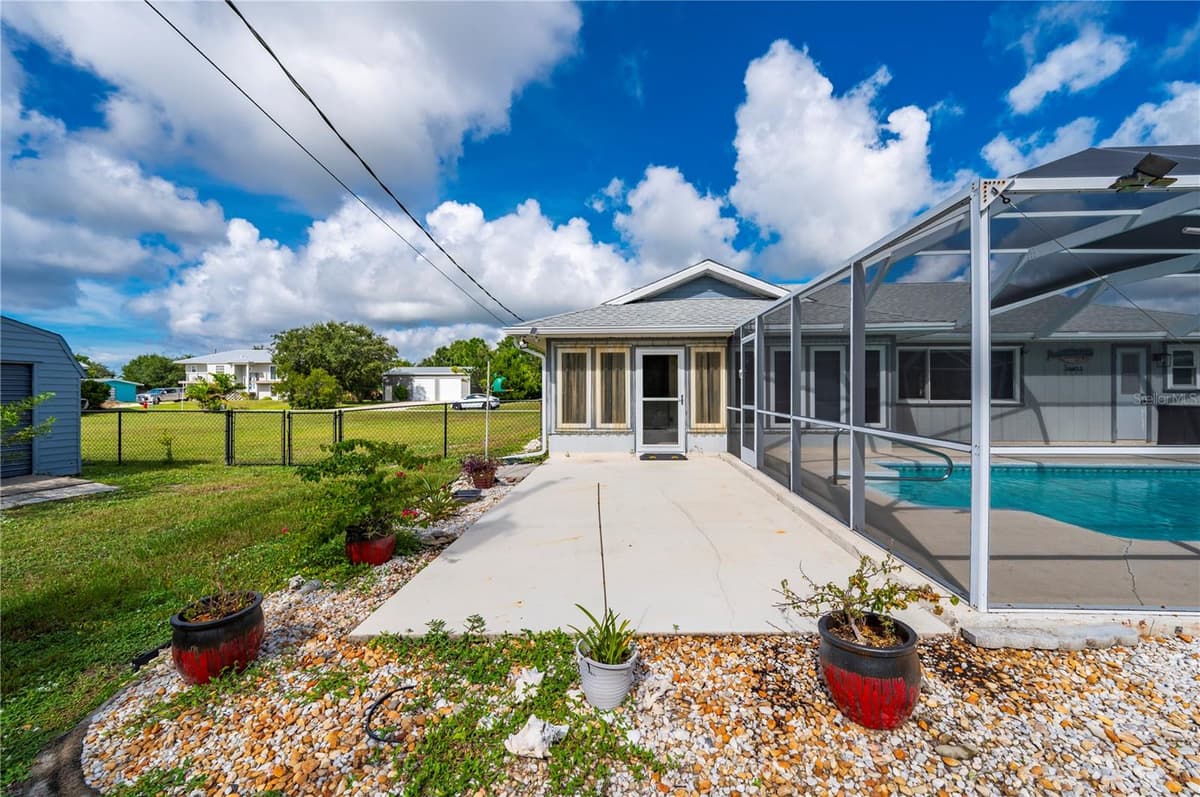 2420 PINELLAS DRIVE — photo 40 of 57