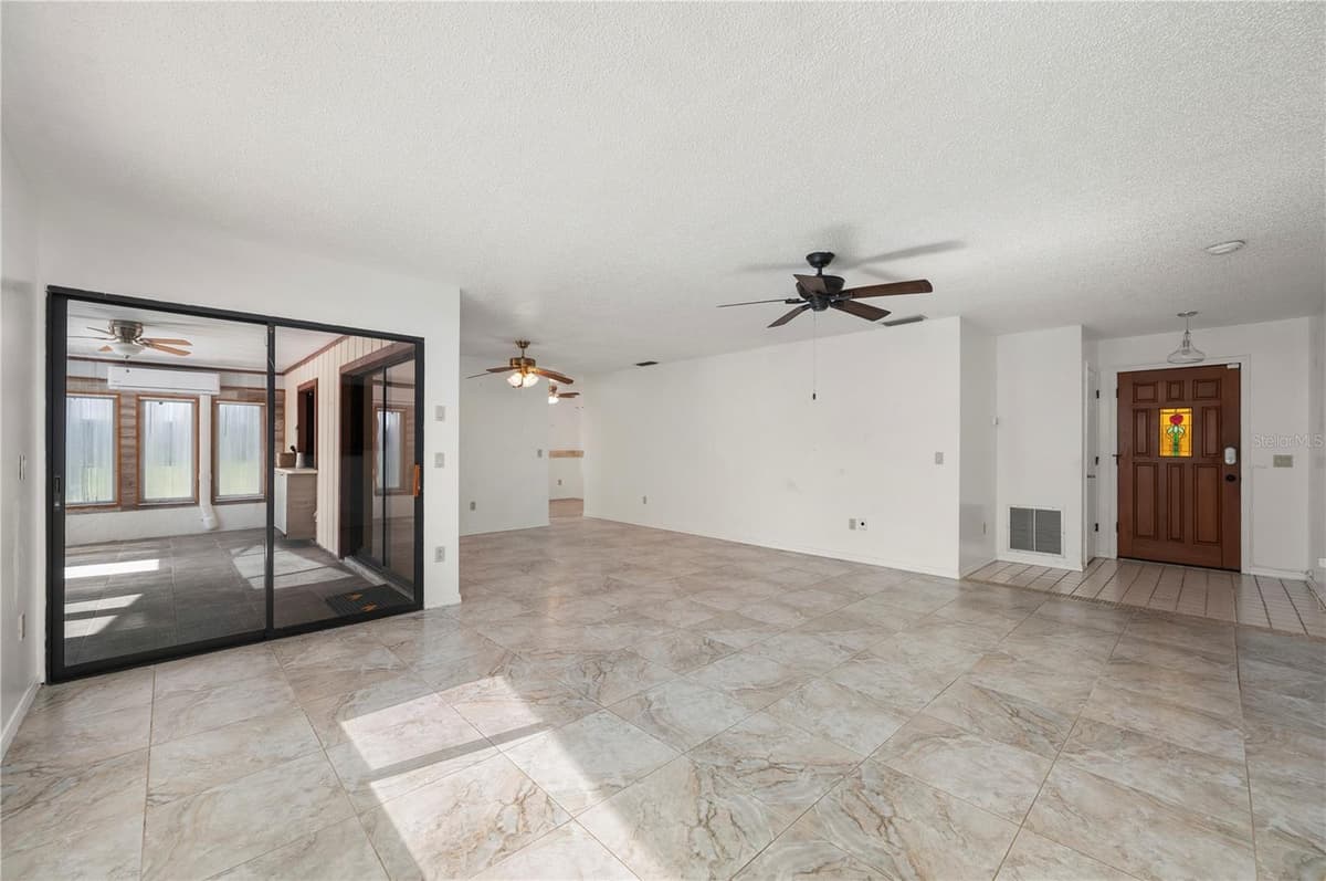 2420 PINELLAS DRIVE — photo 12 of 57