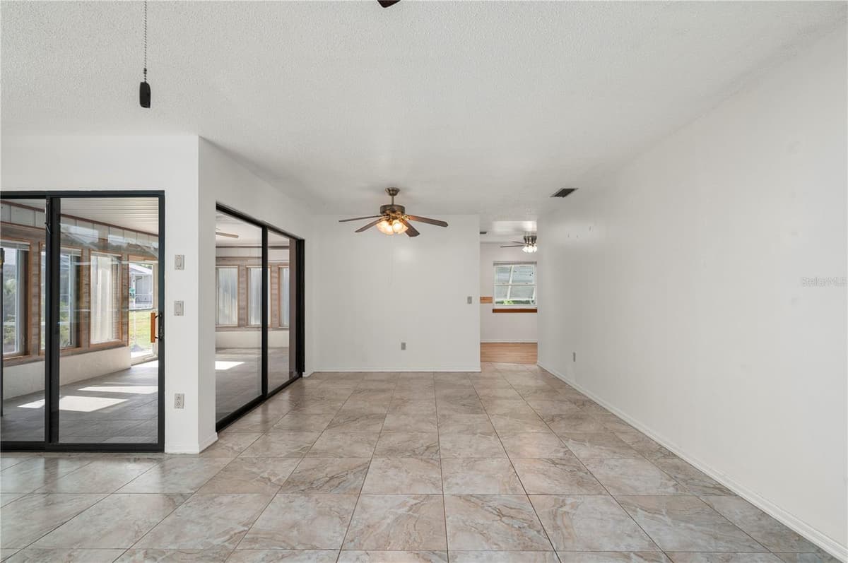 2420 PINELLAS DRIVE — photo 13 of 57