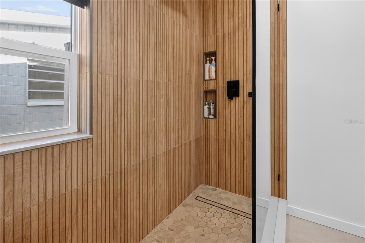 782 41ST AVENUE — photo 23 of 34