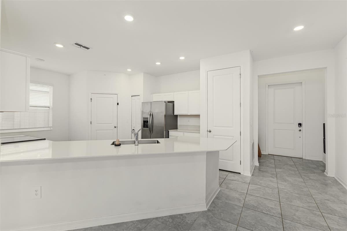 1228 TYLER LOOP — photo 13 of 25