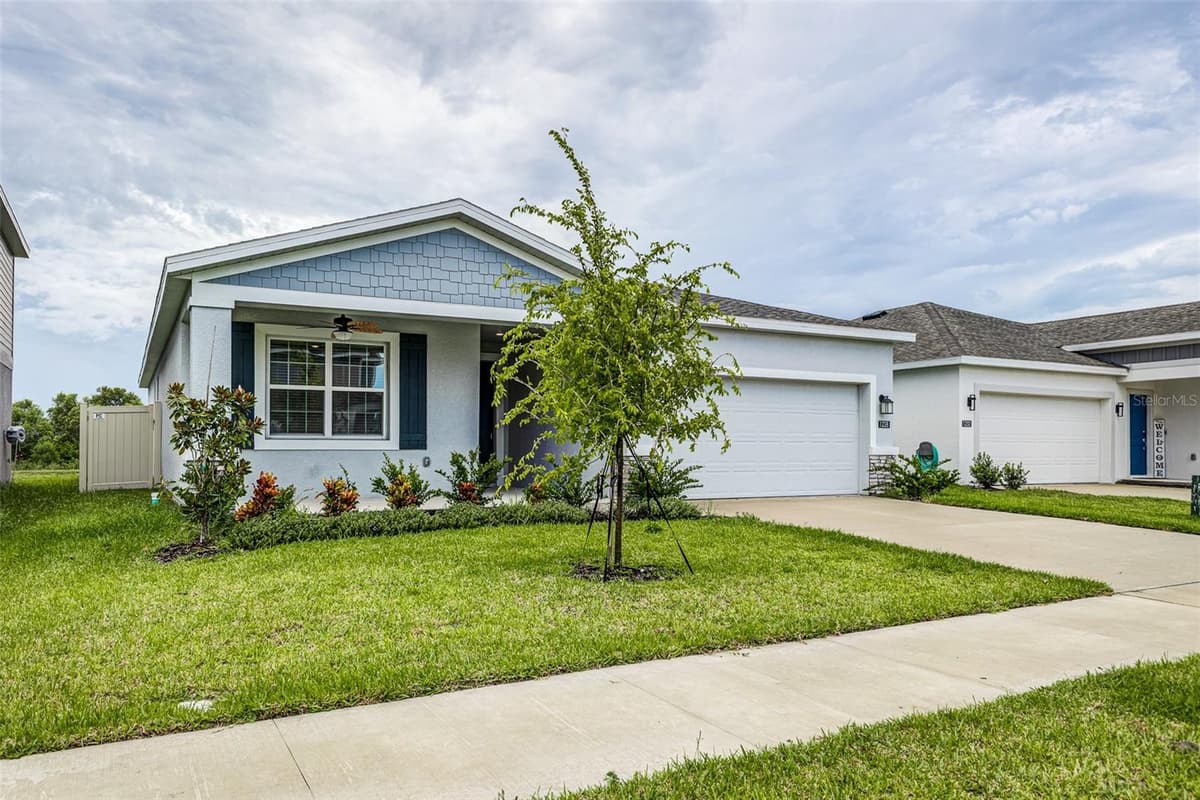 1228 TYLER LOOP — photo 3 of 25