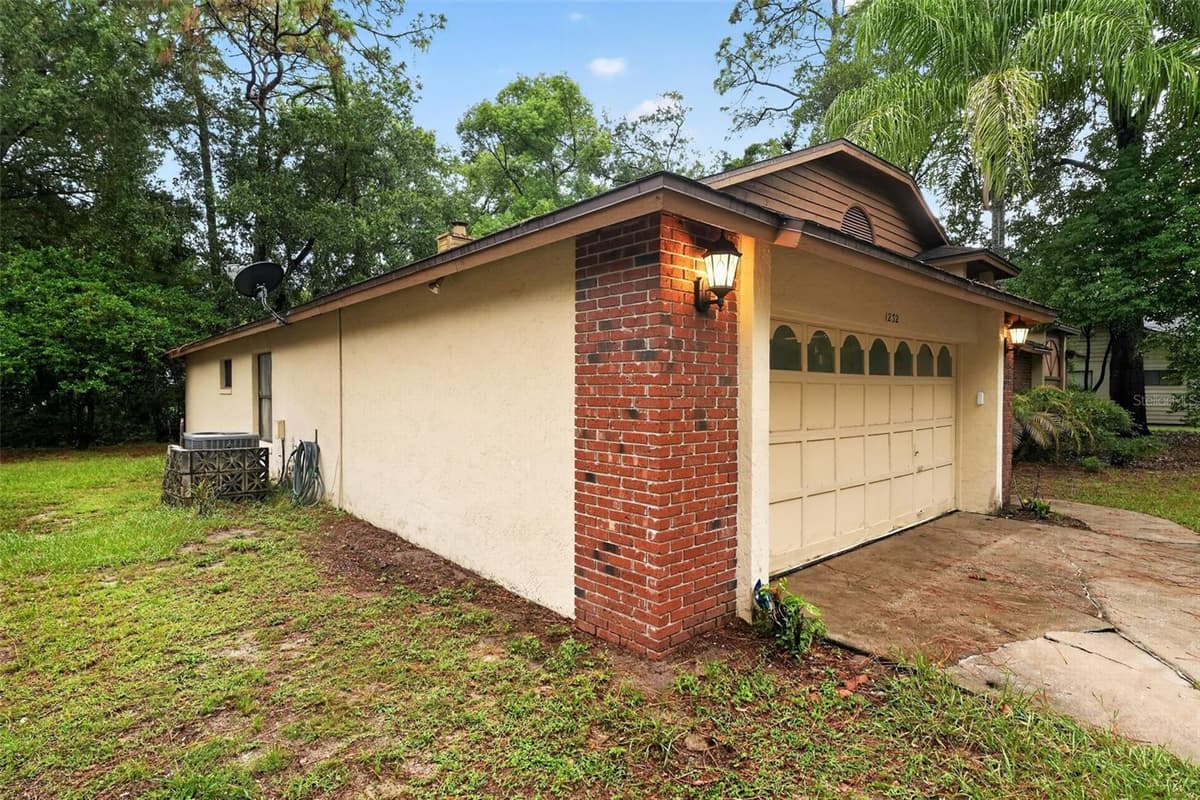 1232 BENT OAK TRAIL — photo 4 of 47