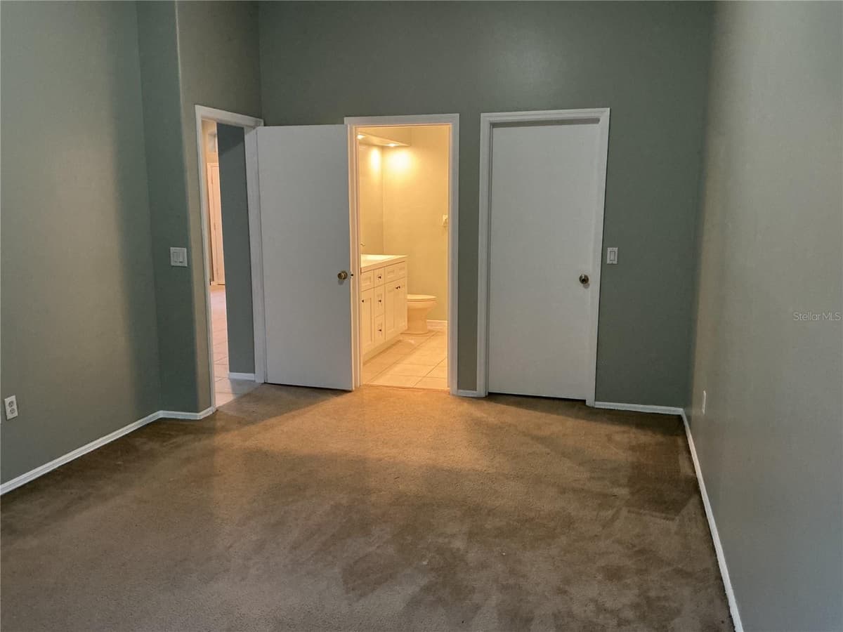 13923 CORRINE KEY PLACE — photo 11 of 20