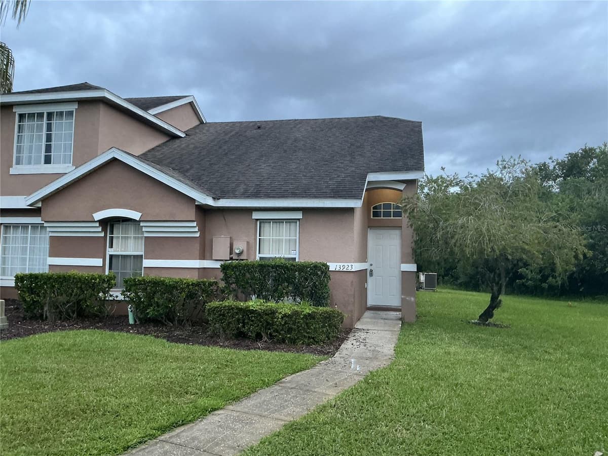 13923 CORRINE KEY PLACE — photo 3 of 20