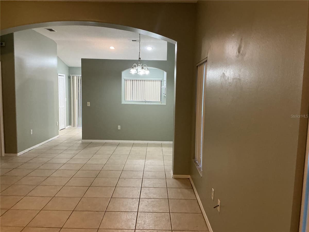 13923 CORRINE KEY PLACE — photo 4 of 20