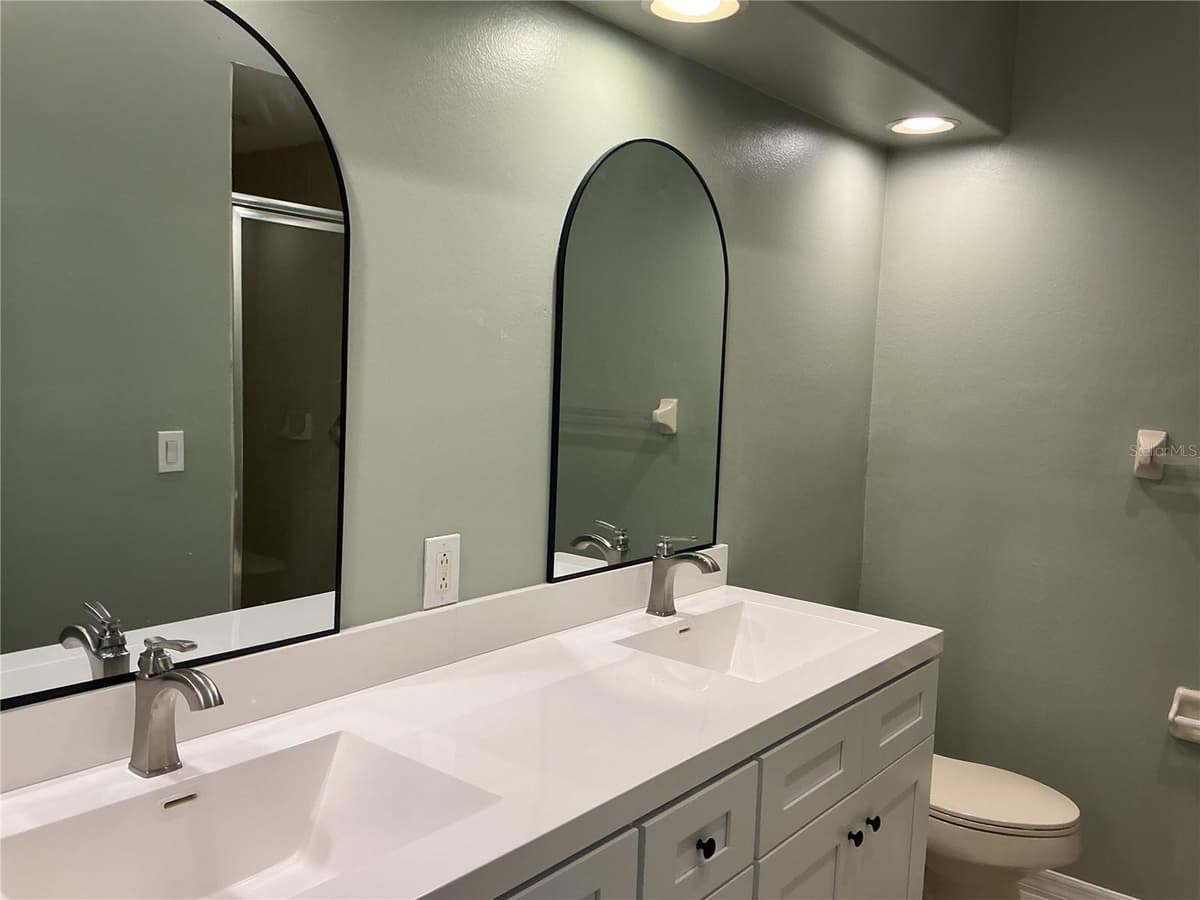 13923 CORRINE KEY PLACE — photo 13 of 20