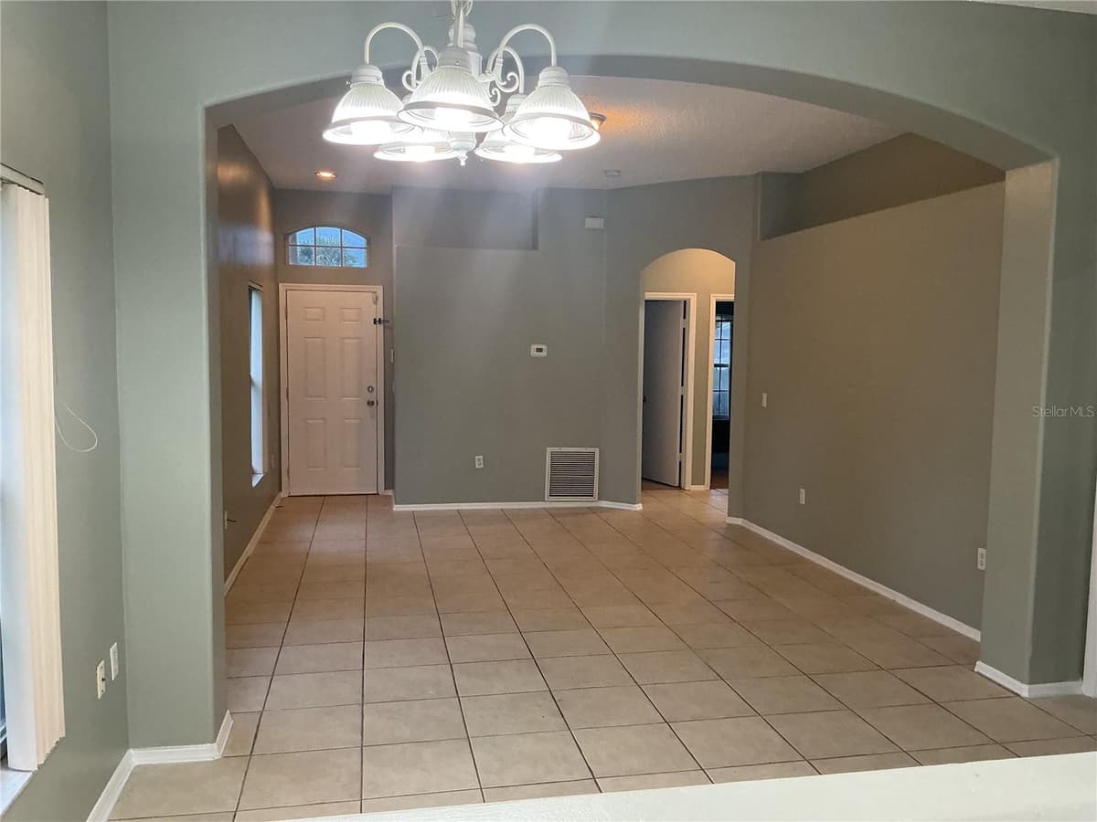 13923 CORRINE KEY PLACE — photo 8 of 20