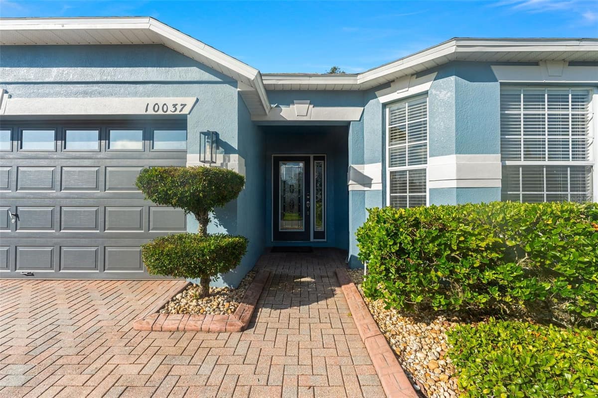 10037 PORTOFINO DRIVE — photo 4 of 33