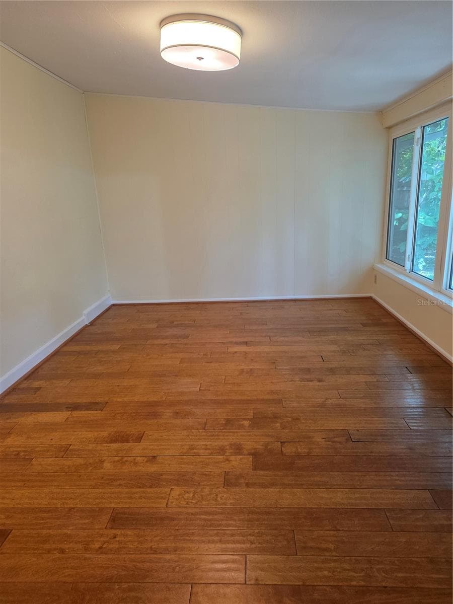 3111 FORMOSA AVENUE — photo 5 of 17