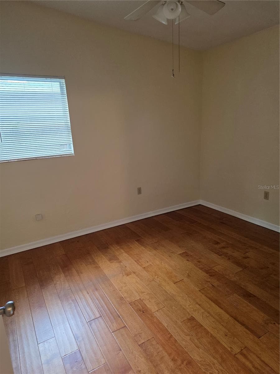 3111 FORMOSA AVENUE — photo 10 of 17