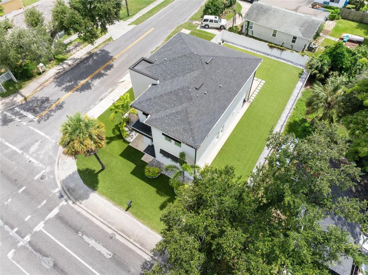 902 SLIGH AVENUE — photo 52 of 70