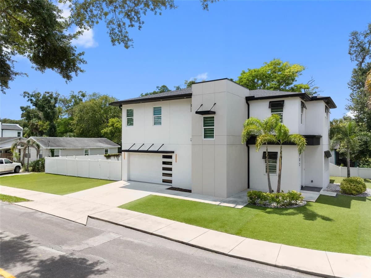 902 SLIGH AVENUE — photo 48 of 70