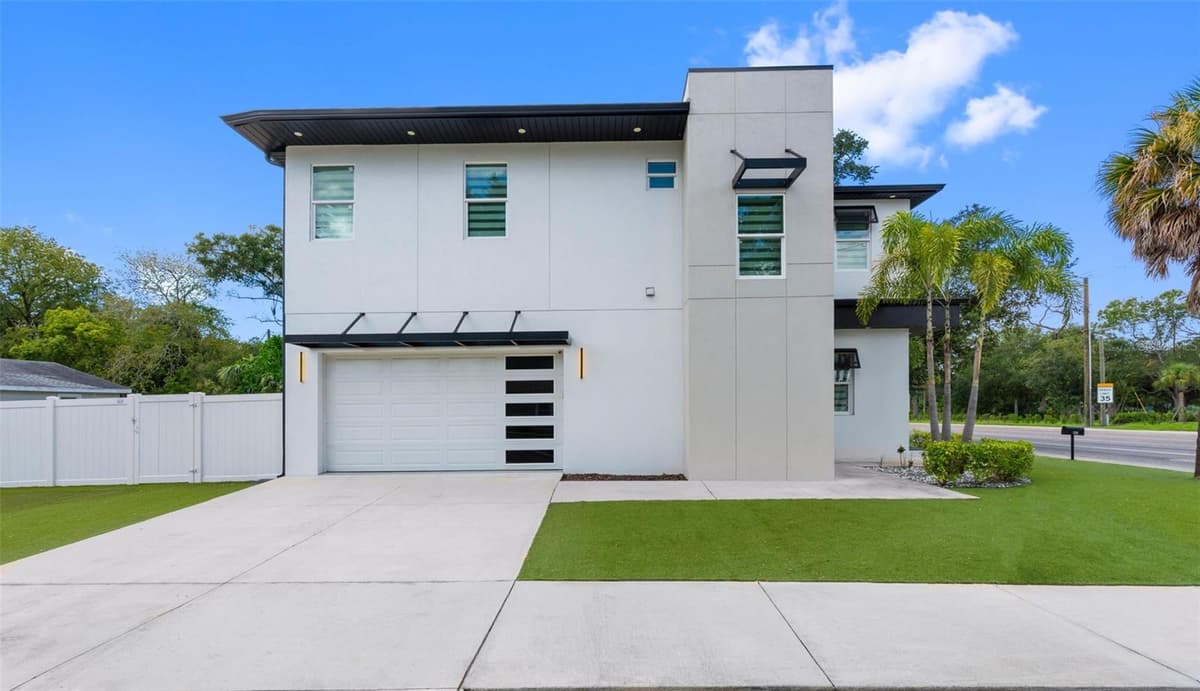 902 SLIGH AVENUE — photo 6 of 70