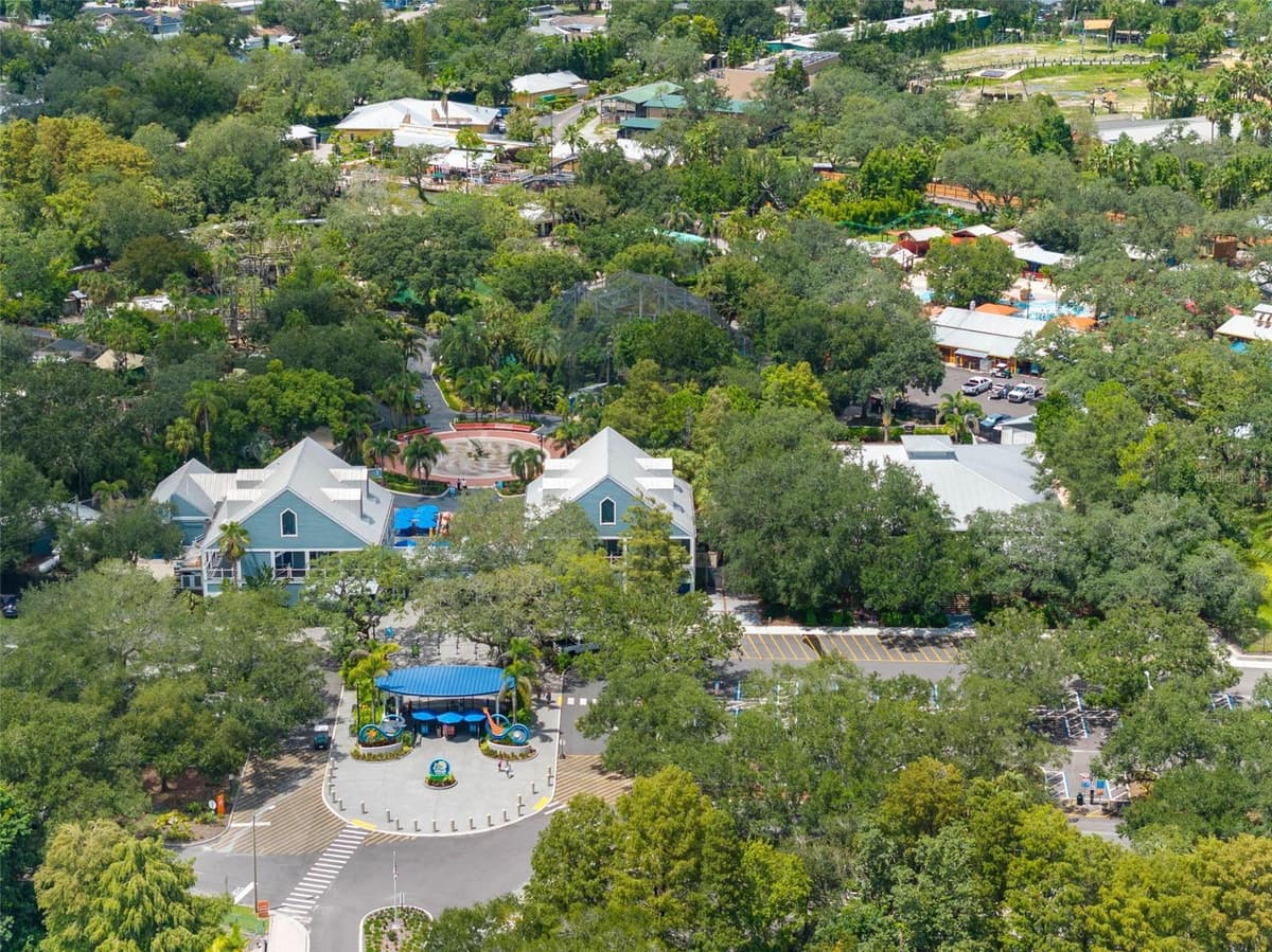 902 SLIGH AVENUE — photo 63 of 70