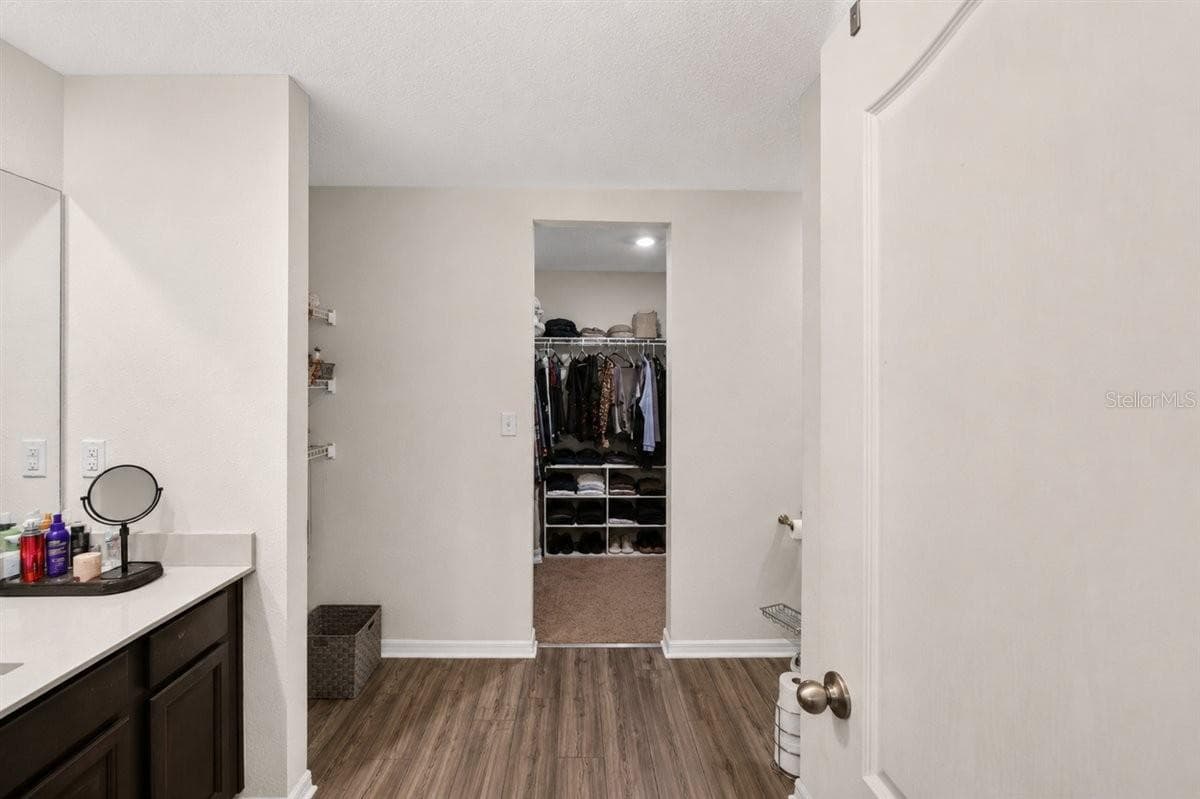 1200 9TH AVENUE — photo 16 of 21