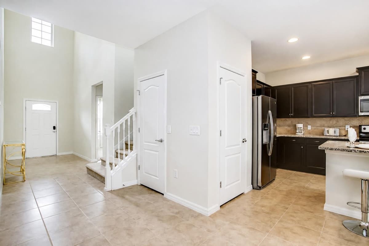 8861 CORCOVADO DRIVE — photo 5 of 25