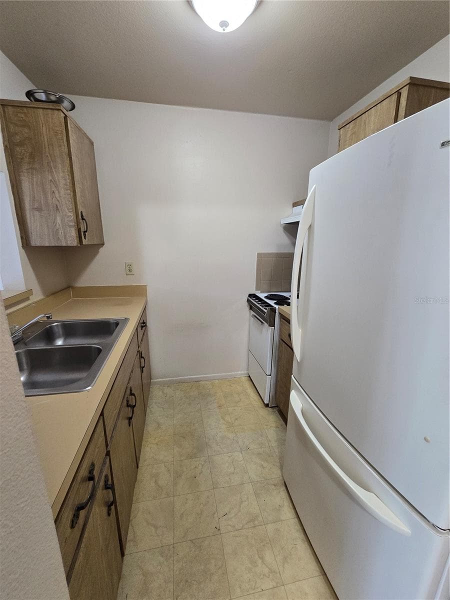 289 JERU BOULEVARD — photo 7 of 15