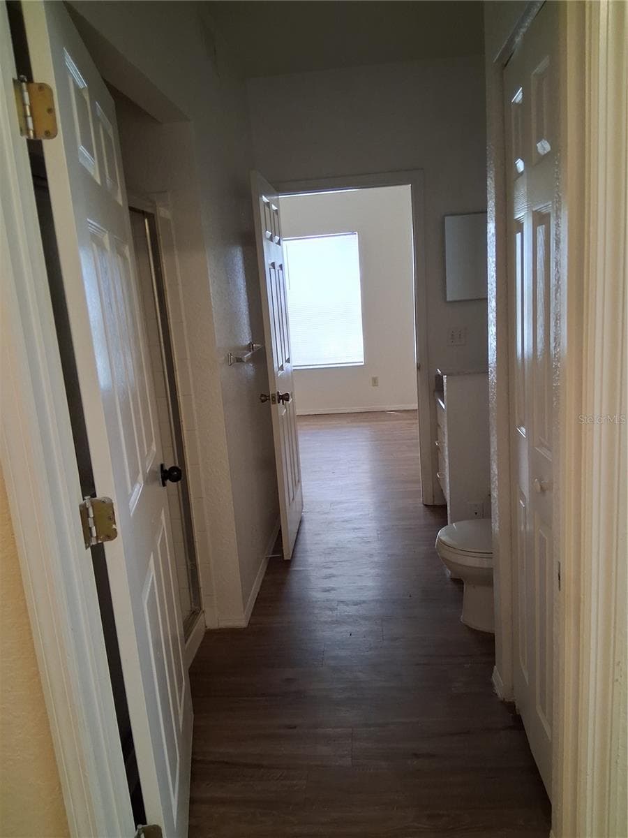 829 CAMARGO WAY — photo 17 of 25