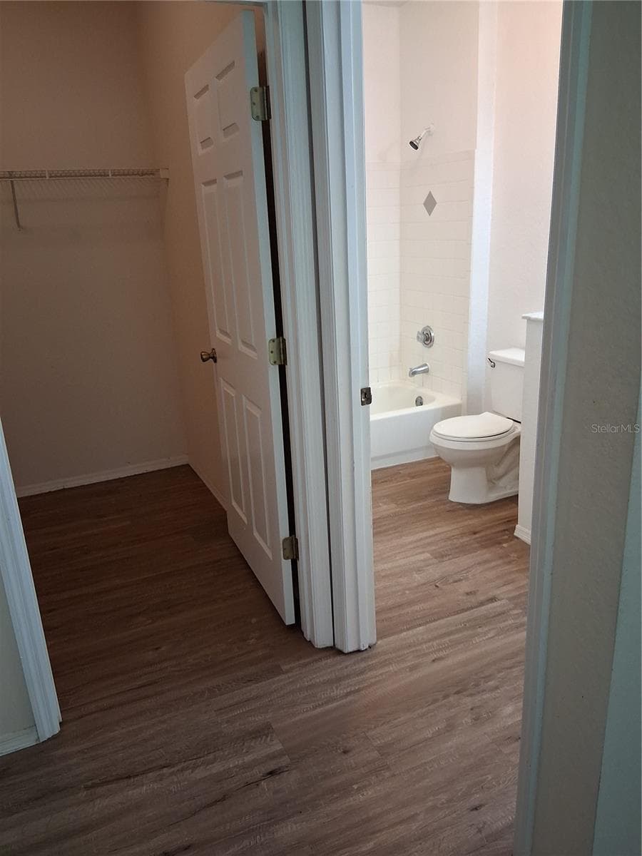 829 CAMARGO WAY — photo 8 of 25