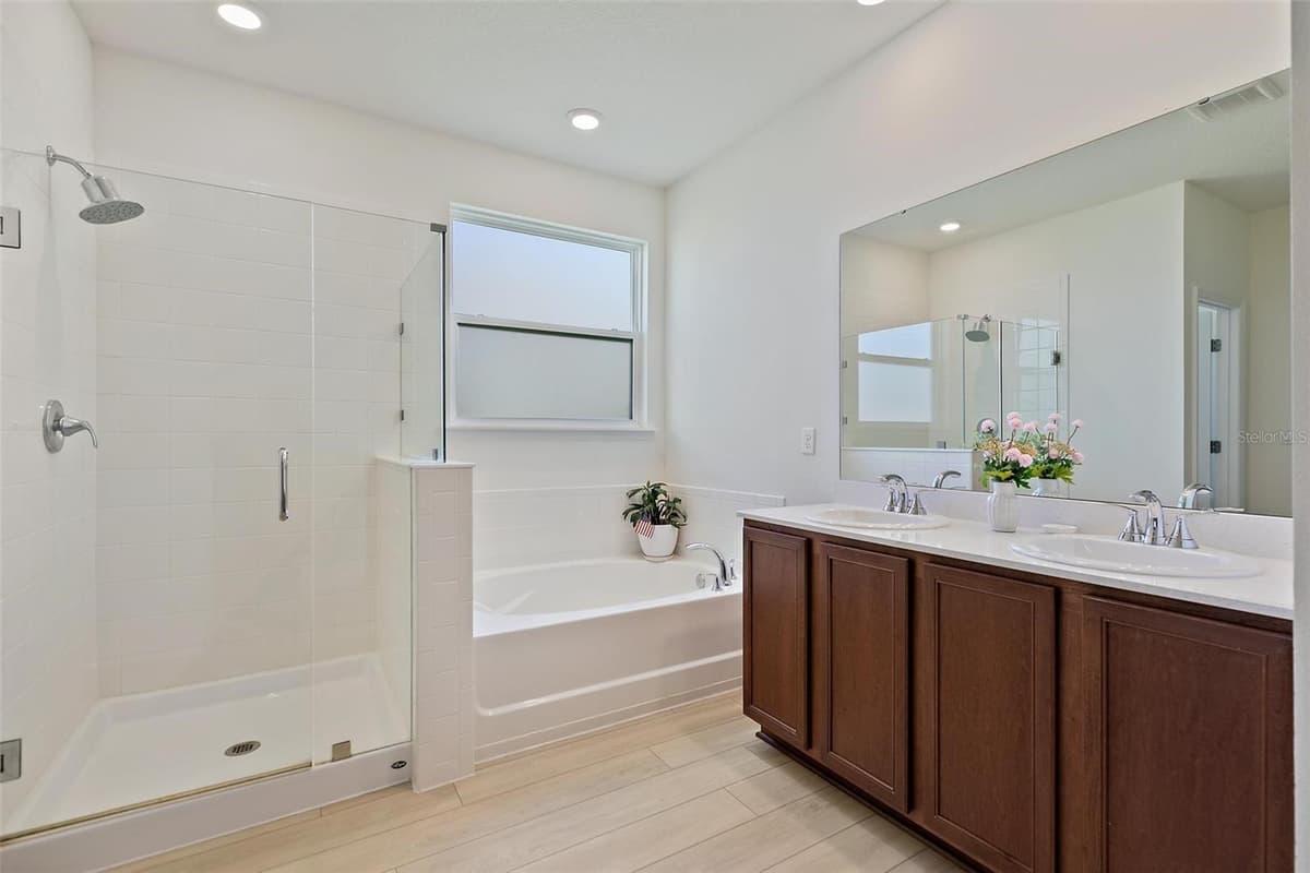 71 SANTOS LANE — photo 26 of 65