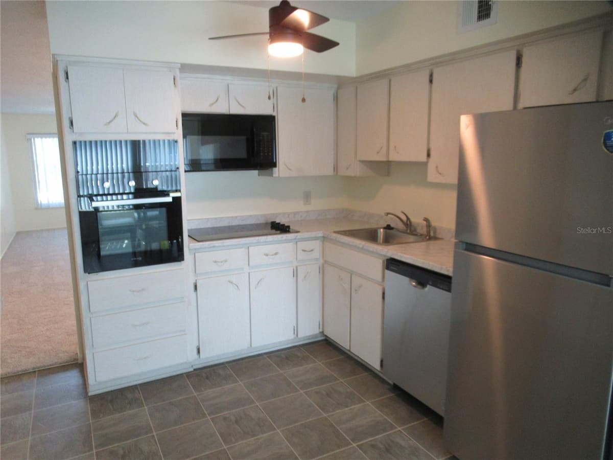 2363 ISRAELI DRIVE — photo 11 of 23