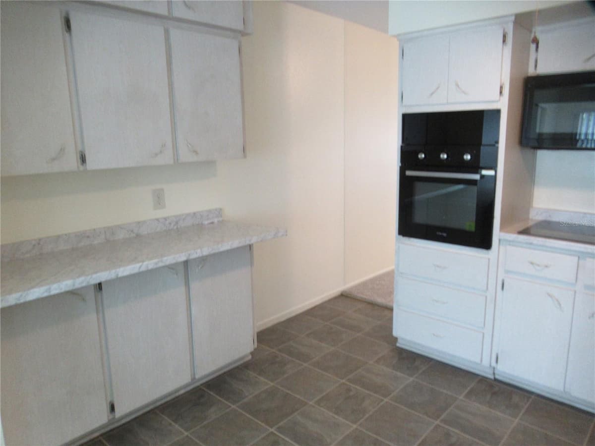 2363 ISRAELI DRIVE — photo 10 of 23