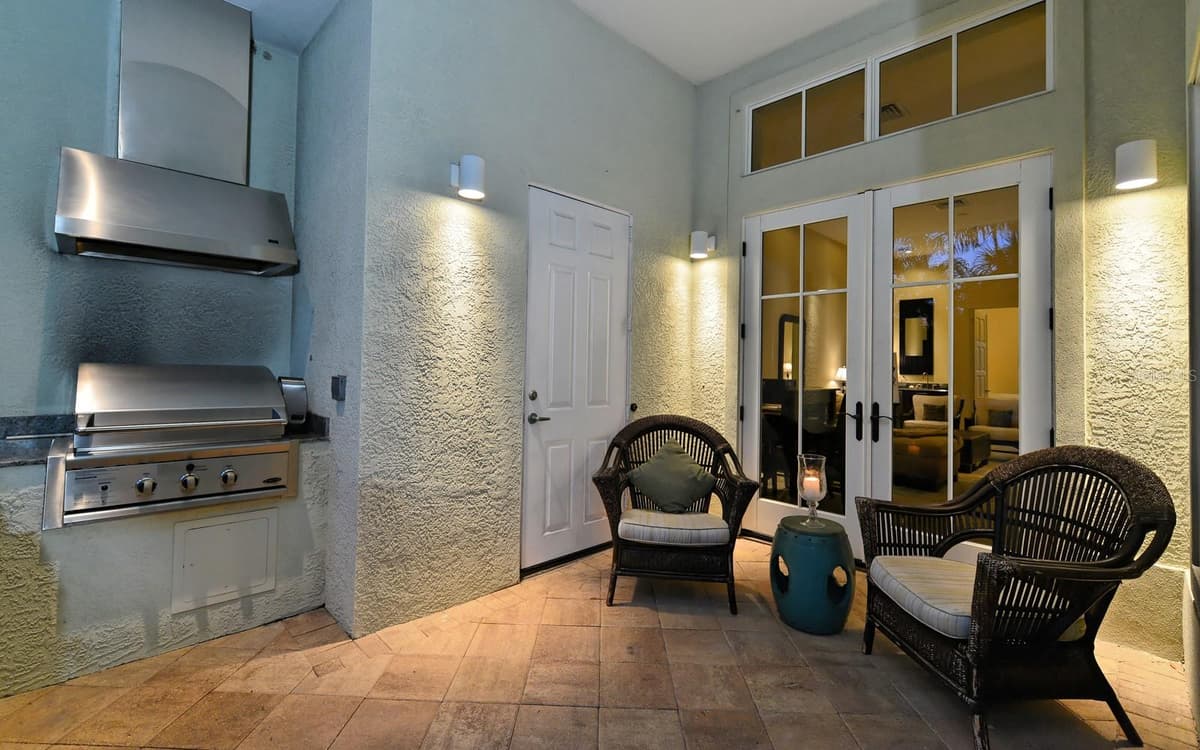 1080 SEAGROVE LANE — photo 45 of 61