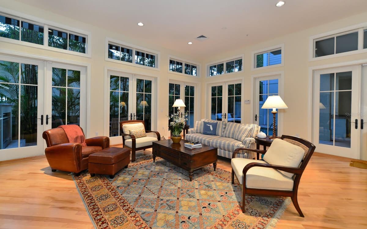 1080 SEAGROVE LANE — photo 9 of 61
