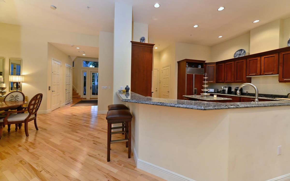1080 SEAGROVE LANE — photo 19 of 61