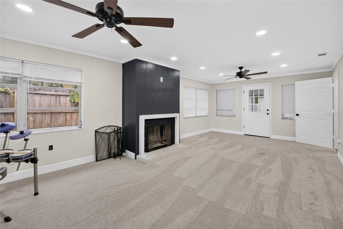 729 26TH STREET — photo 20 of 21