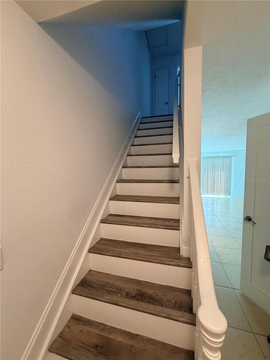 13816 ORANGE SUNSET DRIVE — photo 11 of 22