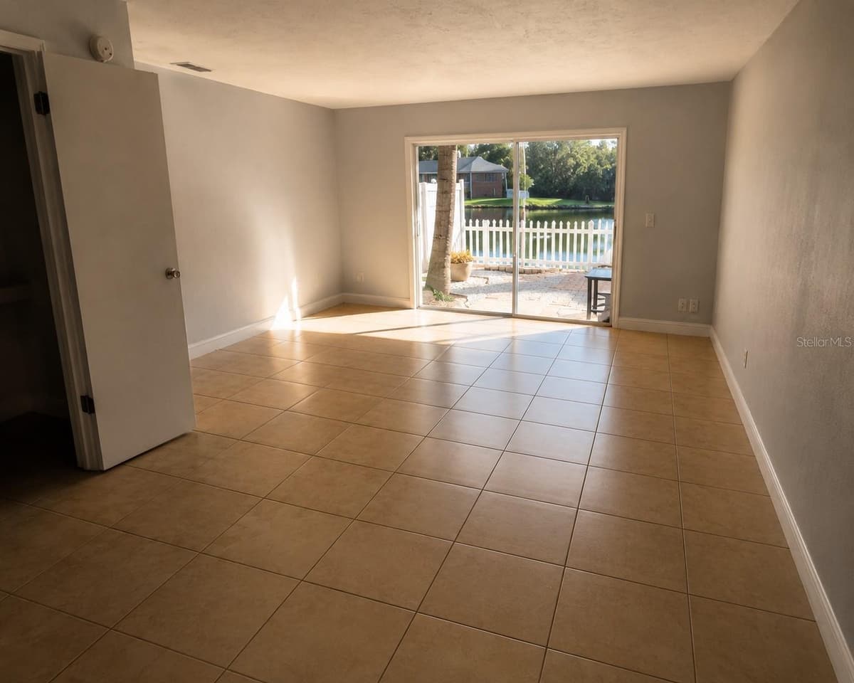 13816 ORANGE SUNSET DRIVE — photo 3 of 22