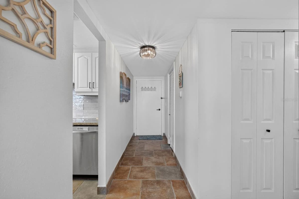 2828 ATLANTIC AVENUE — photo 14 of 62